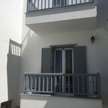 Boussetil Apartment Тинос Екстериор снимка