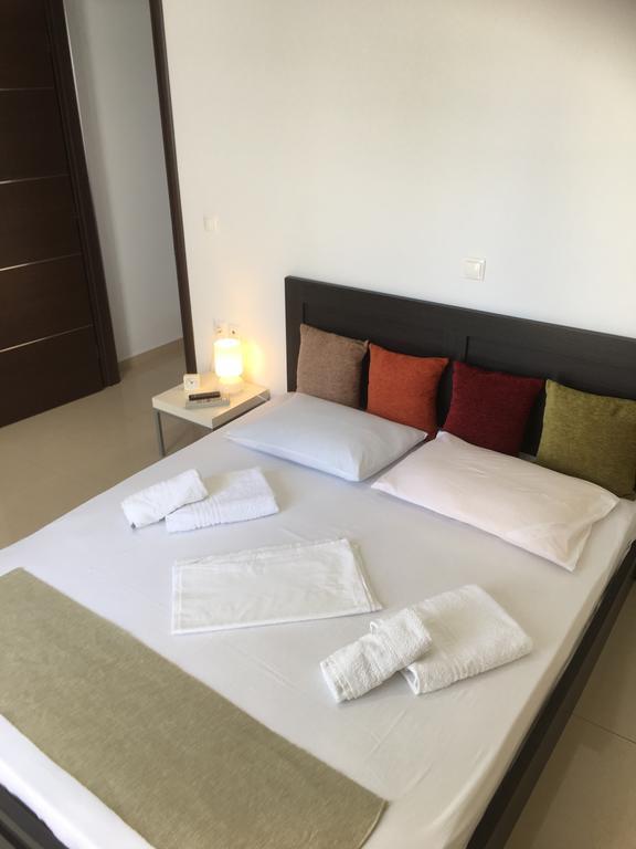 Boussetil Apartment Тинос Екстериор снимка