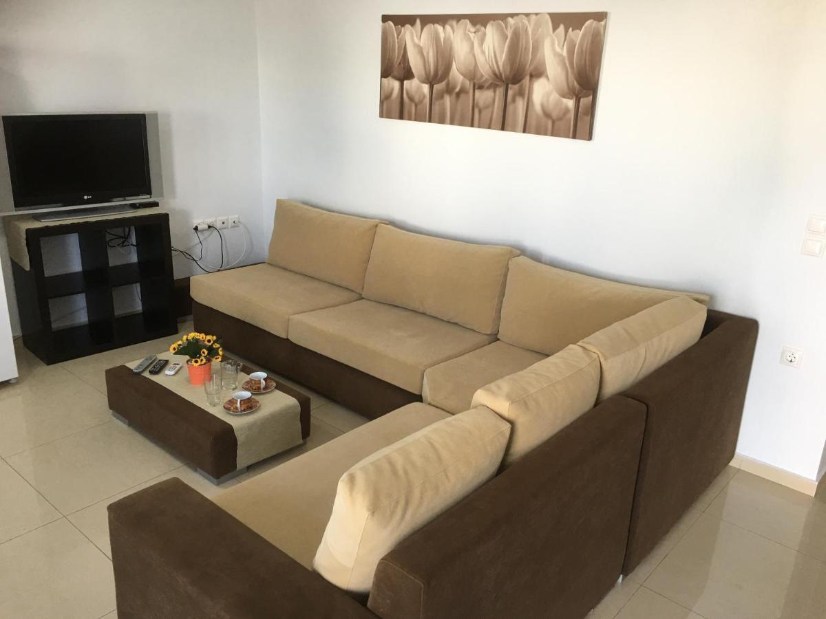 Boussetil Apartment Тинос Екстериор снимка